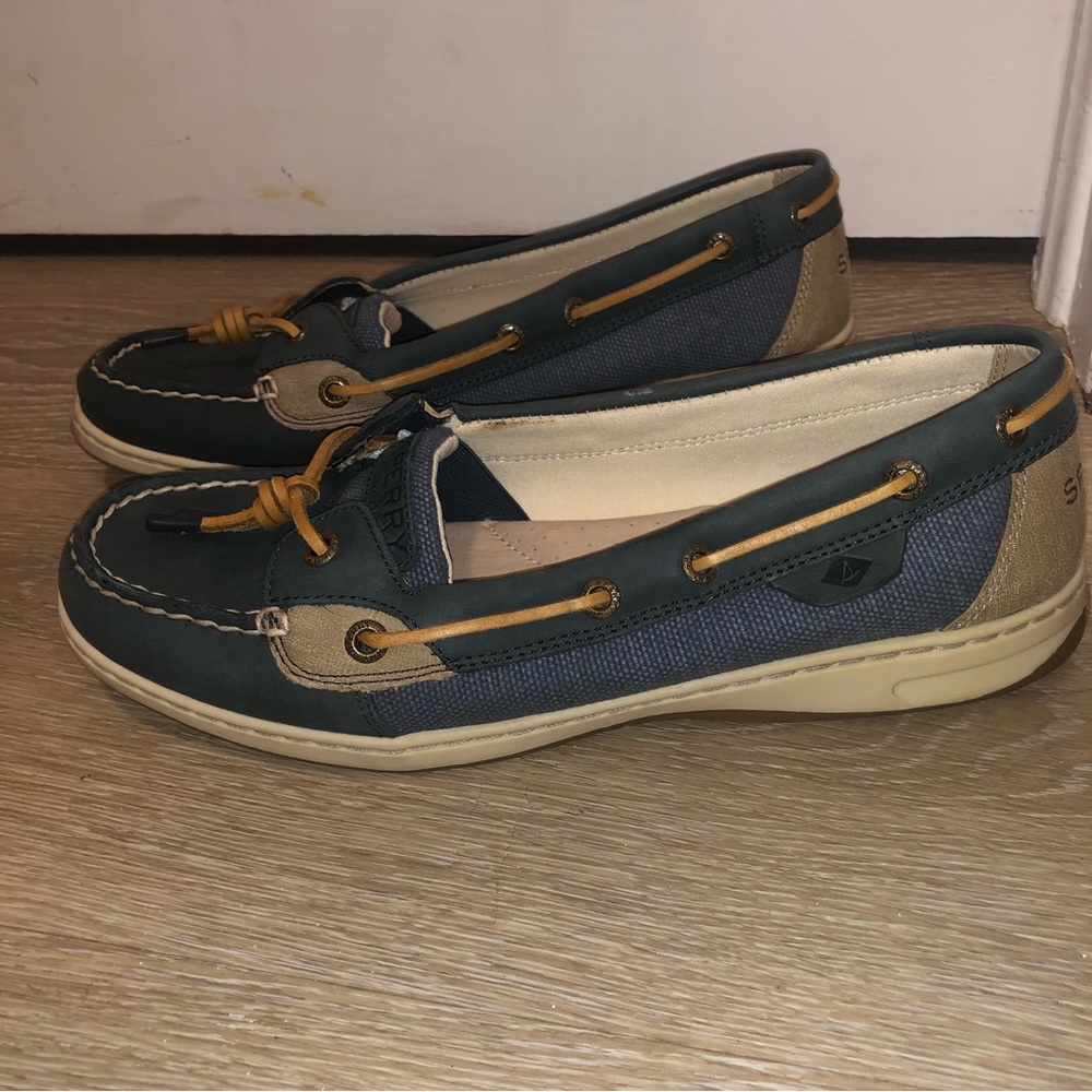 Sperry top sider ladies deck shoes size 9.5
